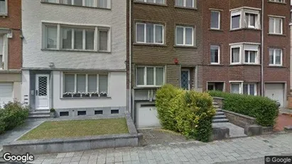 Apartments for rent in Brussels Schaarbeek - Photo from Google Street View