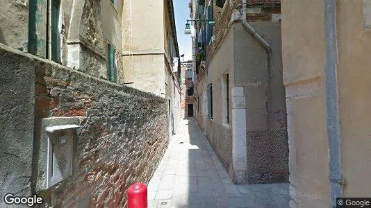 Apartments for rent in Venice - Photo from Google Street View