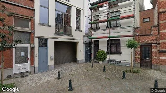 Apartments for rent in Brussels Elsene - Photo from Google Street View