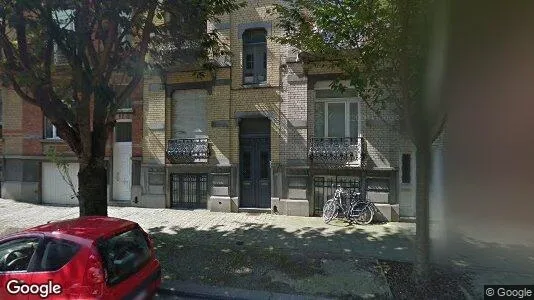 Apartments for rent in Brussels Schaarbeek - Photo from Google Street View