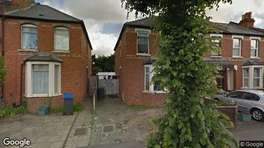 Apartments for rent in New Malden - Surrey - Photo from Google Street View