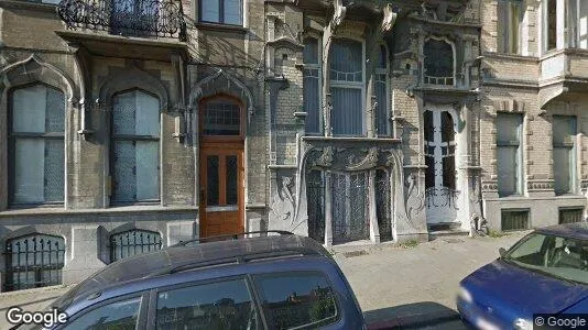 Apartments for rent in Brussels Schaarbeek - Photo from Google Street View