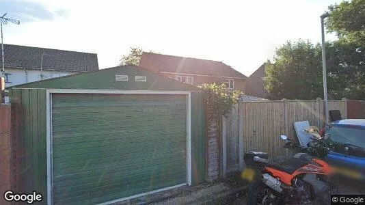 Apartments for rent in Aylesbury - Buckinghamshire - Photo from Google Street View