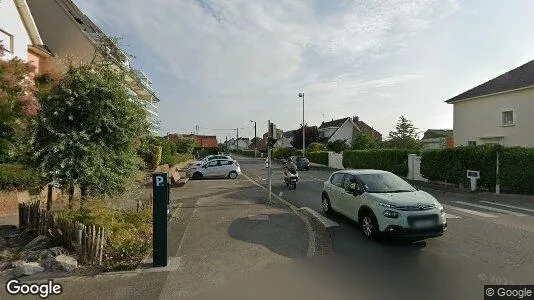 Apartments for rent in Montreuil - Photo from Google Street View
