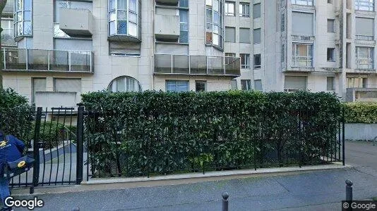 Apartments for rent in Paris 15ème arrondissement - Photo from Google Street View