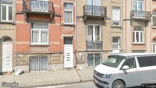 Apartments for rent in Brussels Schaarbeek - Photo from Google Street View