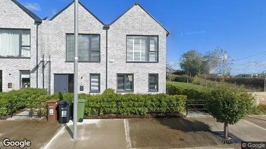 Apartments for rent in Dublin 18 - Photo from Google Street View