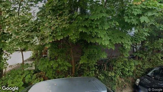 Apartments for rent in Szentendrei - Photo from Google Street View