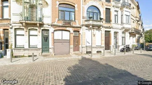 Apartments for rent in Antwerp Berchem - Photo from Google Street View