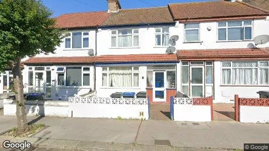 Apartments for rent in Thornton Heath - Surrey - Photo from Google Street View