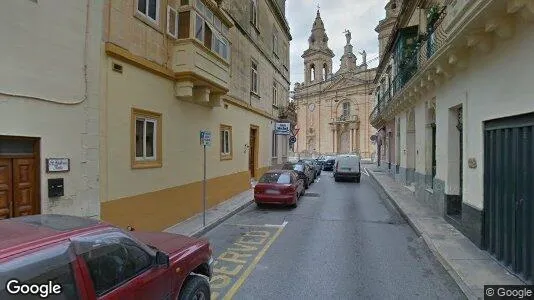 Apartments for rent in Għajnsielem - Photo from Google Street View