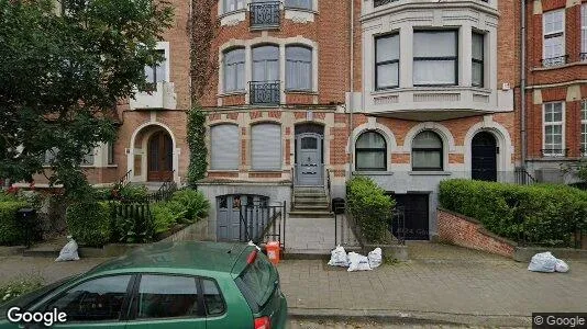 Apartments for rent in Brussels Schaarbeek - Photo from Google Street View