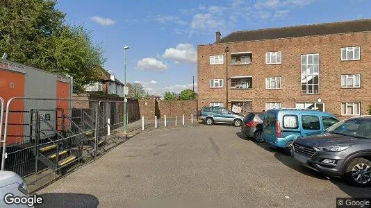 Apartments for rent in Sutton - Surrey - Photo from Google Street View