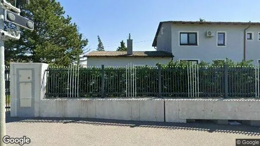 Apartments for rent in Lanzendorf - Photo from Google Street View