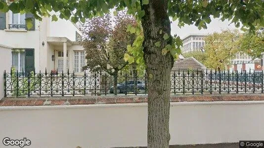 Apartments for rent in Nanterre - Photo from Google Street View