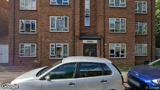 Apartments for rent in Maidenhead - Berkshire - Photo from Google Street View
