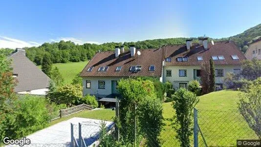 Apartments for rent in Hofstetten-Grünau - Photo from Google Street View