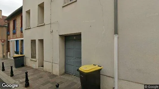 Apartments for rent in Nanterre - Photo from Google Street View