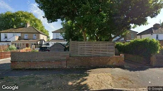 Apartments for rent in Leighton Buzzard - Bedfordshire - Photo from Google Street View