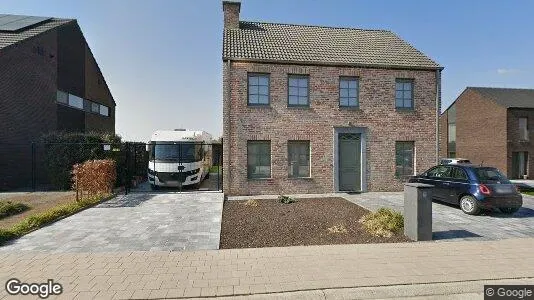 Apartments for rent in Moeskroen - Photo from Google Street View