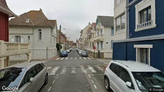 Apartments for rent in Montreuil - Photo from Google Street View