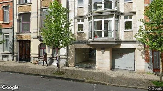 Apartments for rent in Brussels Elsene - Photo from Google Street View