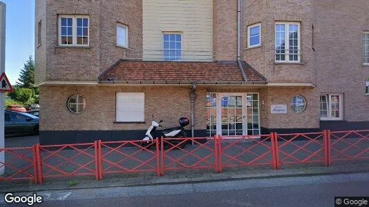 Apartments for rent in Moeskroen - Photo from Google Street View