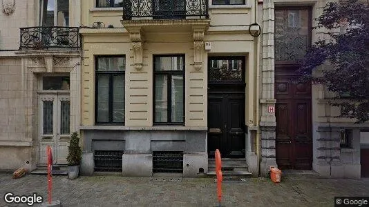 Apartments for rent in Brussels Elsene - Photo from Google Street View