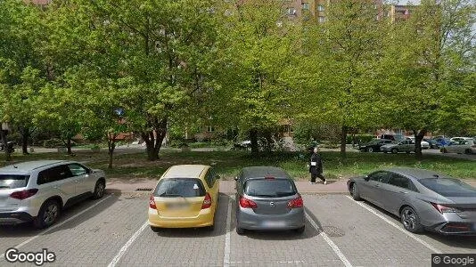 Apartments for rent in Warszawa Wawer - Photo from Google Street View