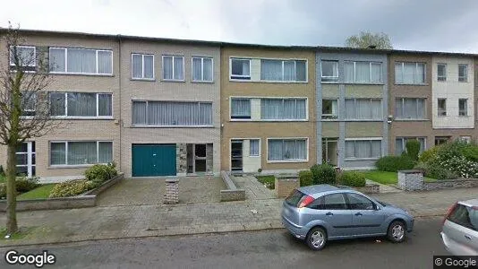 Apartments for rent in Antwerp Berchem - Photo from Google Street View