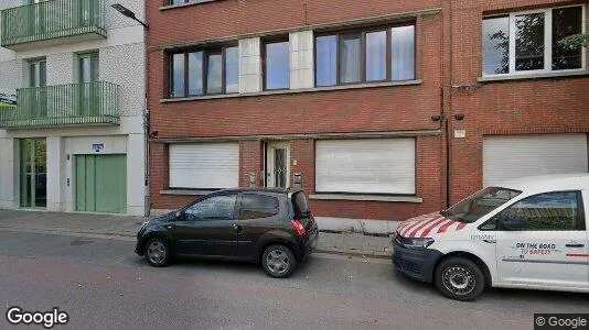 Apartments for rent in Antwerp Berchem - Photo from Google Street View