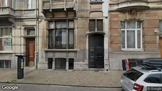 Apartments for rent in Brussels Elsene - Photo from Google Street View