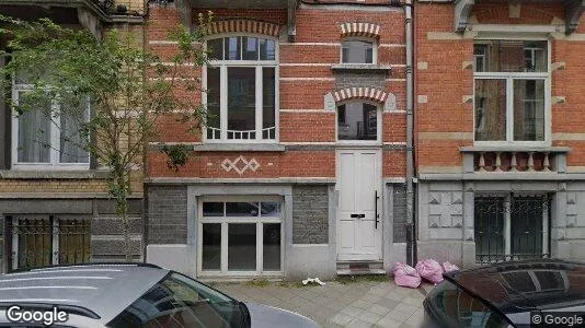 Apartments for rent in Brussels Elsene - Photo from Google Street View