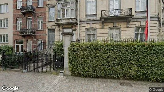 Apartments for rent in Brussels Elsene - Photo from Google Street View