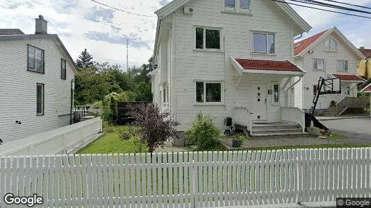 Apartments for rent in Oslo Nordstrand - Photo from Google Street View