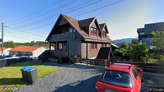 Apartments for rent in Flora - Photo from Google Street View