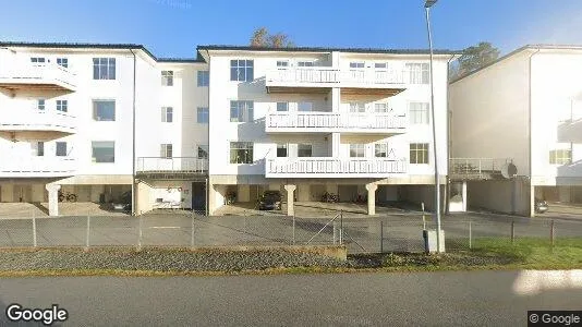 Apartments for rent in Flora - Photo from Google Street View