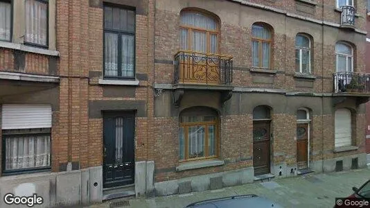 Apartments for rent in Brussels Schaarbeek - Photo from Google Street View