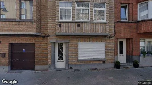 Apartments for rent in Brussels Sint-Jans-Molenbeek - Photo from Google Street View