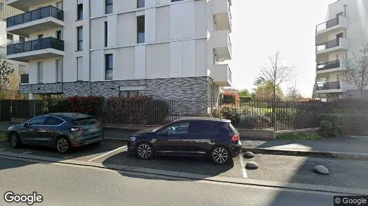 Apartments for rent in Pontoise - Photo from Google Street View