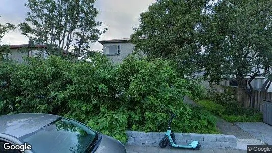 Apartments for rent in Reykjavík Hlíðar - Photo from Google Street View