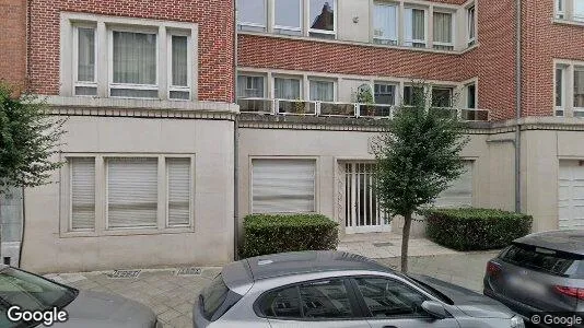 Apartments for rent in Brussels Elsene - Photo from Google Street View