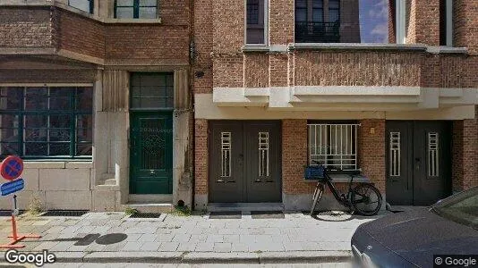 Apartments for rent in Antwerp Berchem - Photo from Google Street View