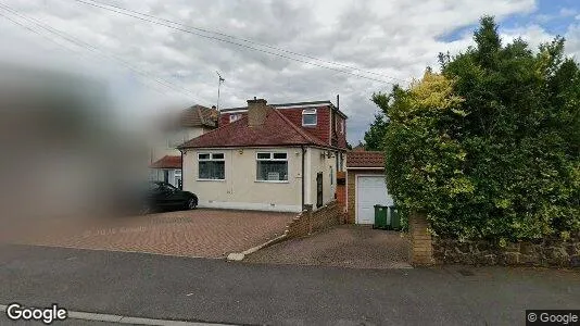 Apartments for rent in London N5 - Photo from Google Street View