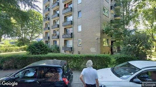 Apartments for rent in Hamburg Wandsbek - Photo from Google Street View