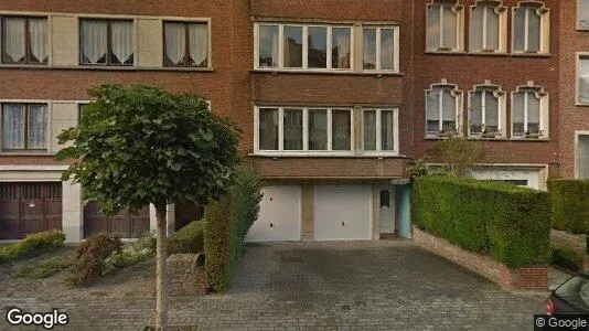 Apartments for rent in Brussels Sint-Lambrechts-Woluwe - Photo from Google Street View