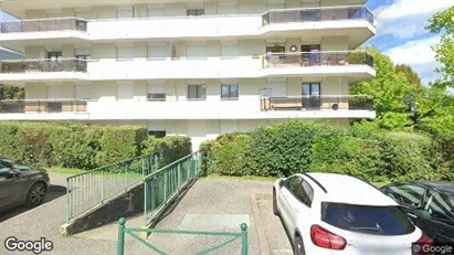 Apartments for rent in Brignoles - Photo from Google Street View