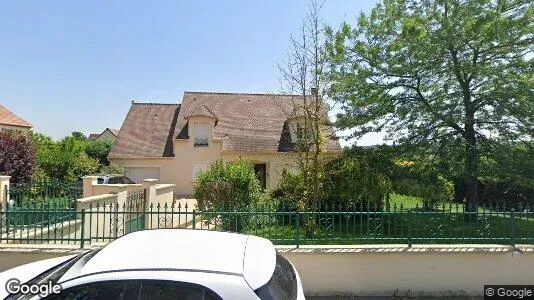 Apartments for rent in Palaiseau - Photo from Google Street View