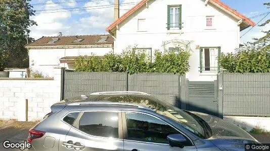 Apartments for rent in Istres - Photo from Google Street View