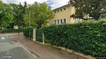 Apartments for rent in Paris 16ème arrondissement (South) - Photo from Google Street View